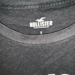 Hollister tshirt